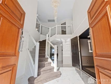 23 Caravel Court, Cleveland - Thumbnail 7