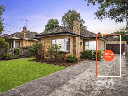 18 Glenroy Road, Glenroy - Image 1