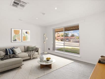 3 Simmons Loop, Parmelia - Thumbnail 3
