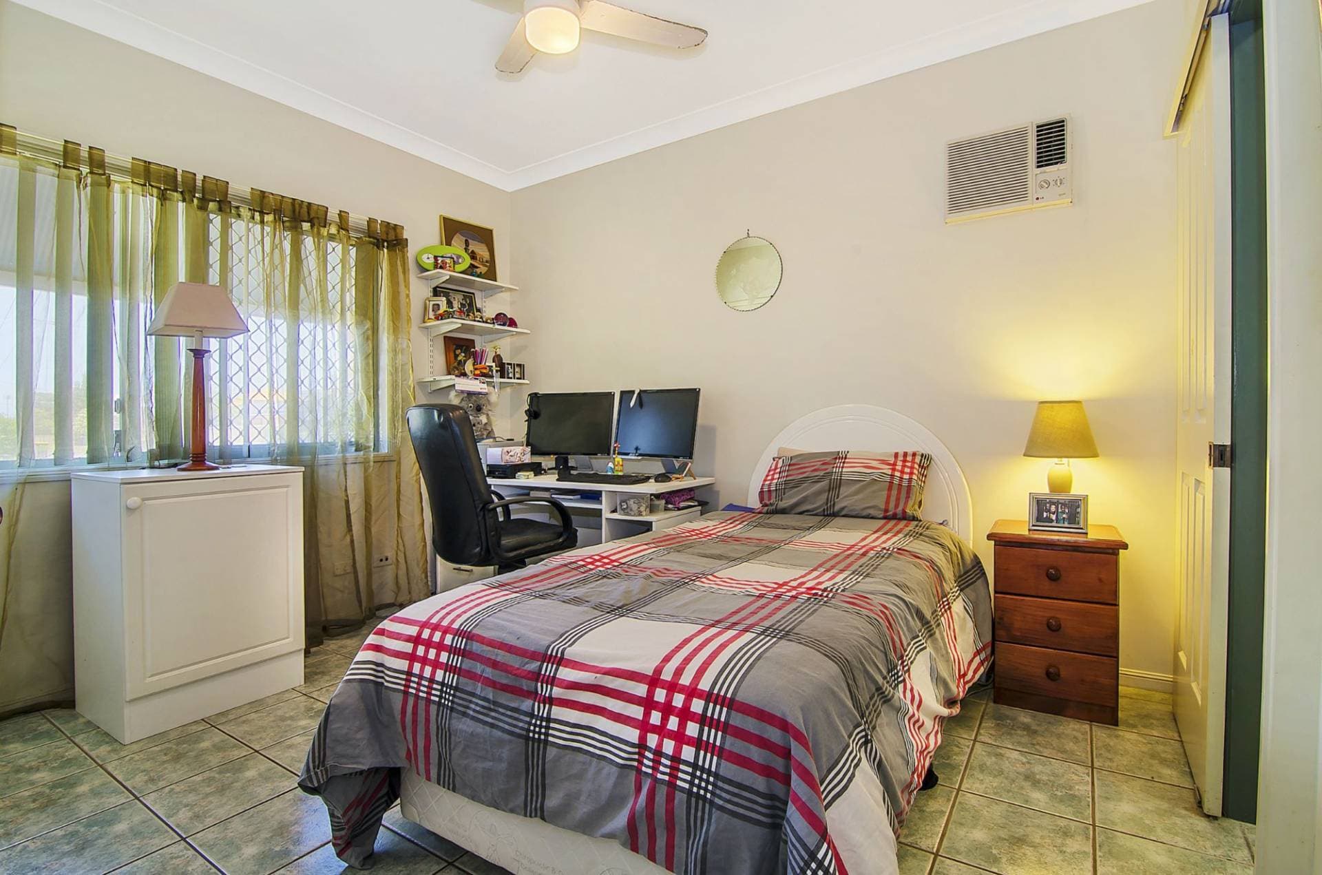 123 Palm Avenue, Shorncliffe, QLD, Shorncliffe - Thumbnail 4