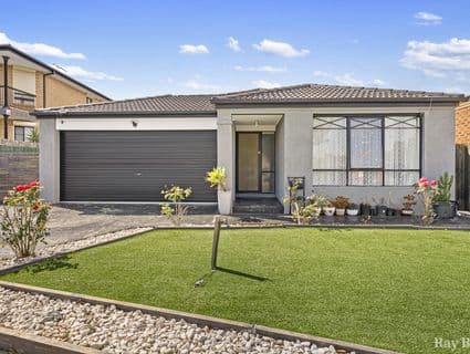 6 Golden Ash Court, Meadow Heights - Image 1