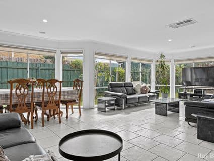 6 Golden Ash Court, Meadow Heights - Thumbnail 4