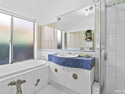 6 Golden Ash Court, Meadow Heights - Thumbnail 8