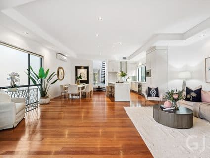 43 Haig Street, Gordon Park - Thumbnail 2