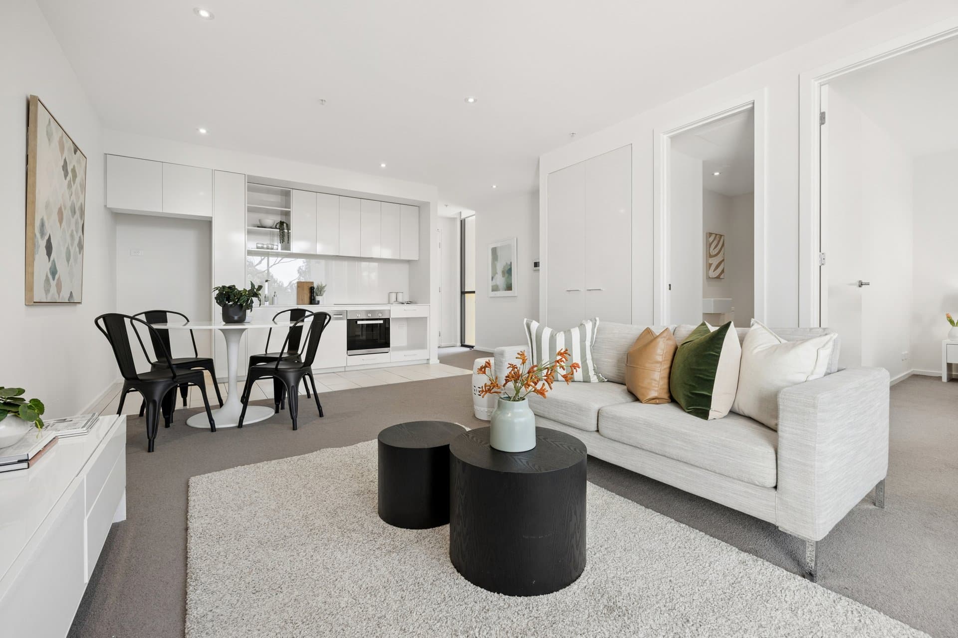 304/35 Simmons Street, South Yarra - Image 1