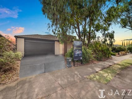 62 Brownlow Drive, Point Cook - Thumbnail 3