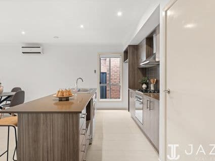 62 Brownlow Drive, Point Cook - Thumbnail 7
