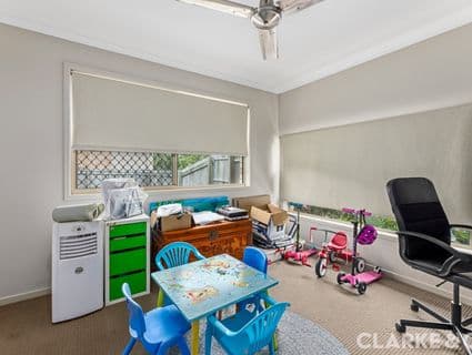 6 Elouera Close, Landsborough - Thumbnail 2