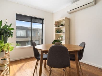 11 Abelia Avenue, Frankston - Thumbnail 5