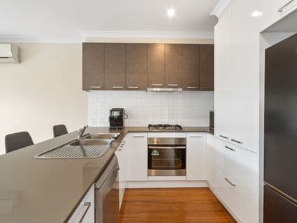 11 Abelia Avenue, Frankston - Thumbnail 7