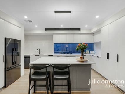 12 Alabaster Approach, Jindalee - Image 1