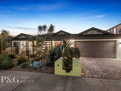17 The Promenade, Narre Warren South - Image 1