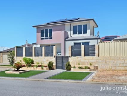 20 Karralea Street, Pearsall - Image 1