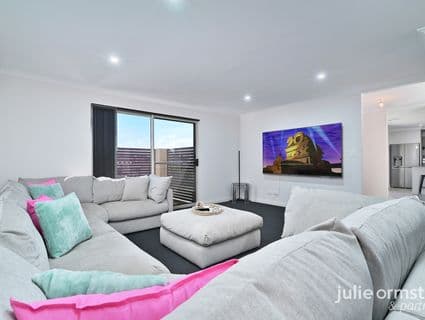 20 Karralea Street, Pearsall - Thumbnail 3
