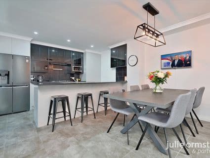 20 Karralea Street, Pearsall - Thumbnail 7