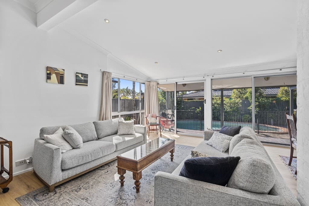 17 Fairsky Avenue, Mermaid Waters, QLD, 4218, Mermaid Waters - Thumbnail 2