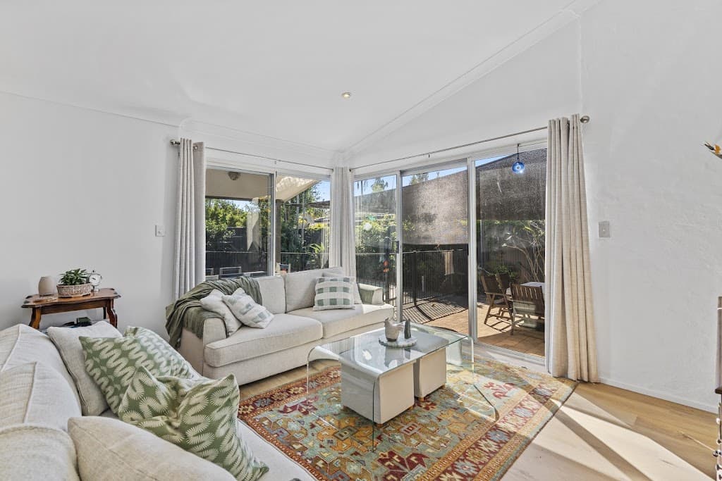 17 Fairsky Avenue, Mermaid Waters, QLD, 4218, Mermaid Waters - Thumbnail 6