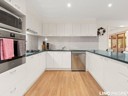 72 Loxley Boulevard, Narre Warren South - Thumbnail 6