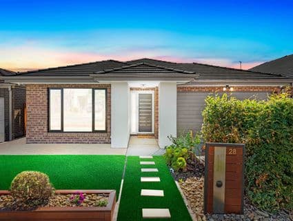 28 Dutch Avenue, Manor Lakes - Image 1