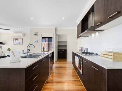 28 Dutch Avenue, Manor Lakes - Thumbnail 7