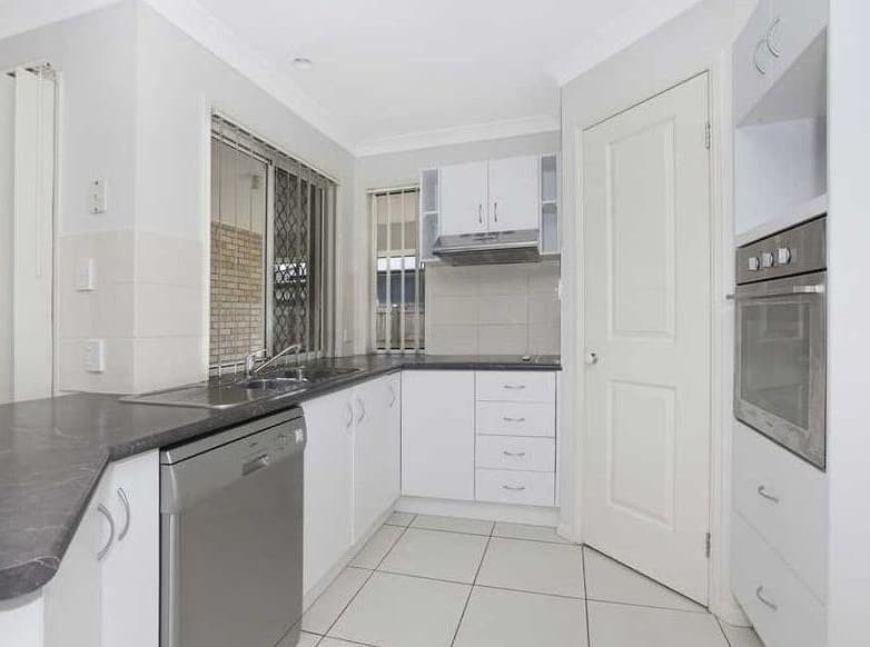 48 Summerhill Drive, Morayfield, QLD, 4506, Morayfield - Thumbnail 2