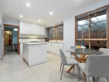 37 Hillview Drive, Carrum Downs - Image 1