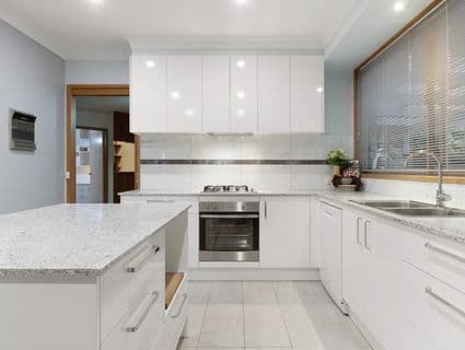 37 Hillview Drive, Carrum Downs - Thumbnail 2