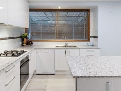 37 Hillview Drive, Carrum Downs - Thumbnail 3