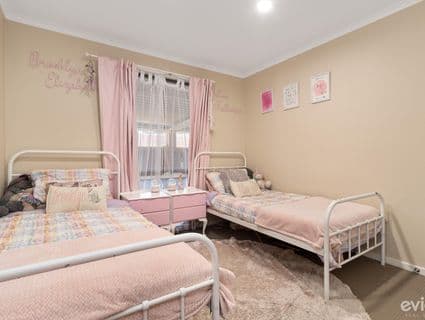 6 Elana Court, Langwarrin - Thumbnail 7