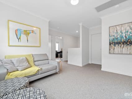 7 Murdoch Place, Langwarrin - Thumbnail 8