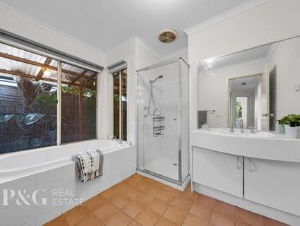 17 Littlecroft Avenue, Narre Warren South - Thumbnail 5