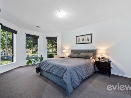 16 Eppalock Drive, Manor Lakes - Thumbnail 3