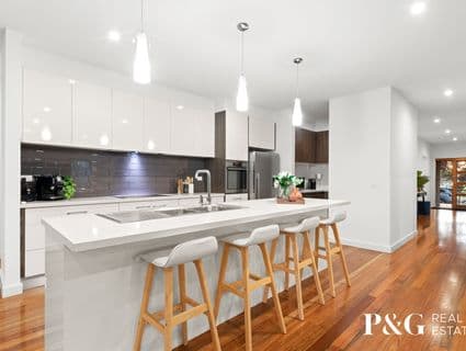 39 Olympus Crescent, Cranbourne West - Image 1