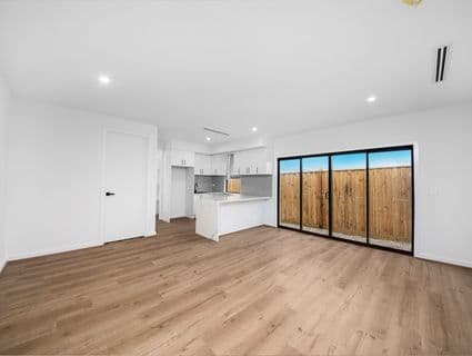 26 Shell Close, Clyde North - Thumbnail 5