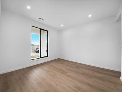 26 Shell Close, Clyde North - Thumbnail 8