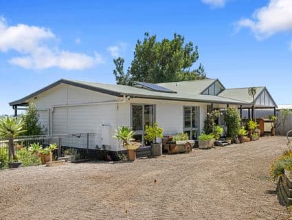 65 Baker Road, Krowera - Thumbnail 2