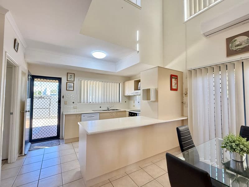 108 / 34-56 Elizabeth Street, Urangan, QLD, Urangan - Thumbnail 7
