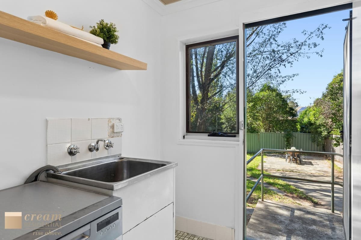 16 Eugenia Street, Karabar, Karabar - Thumbnail 4