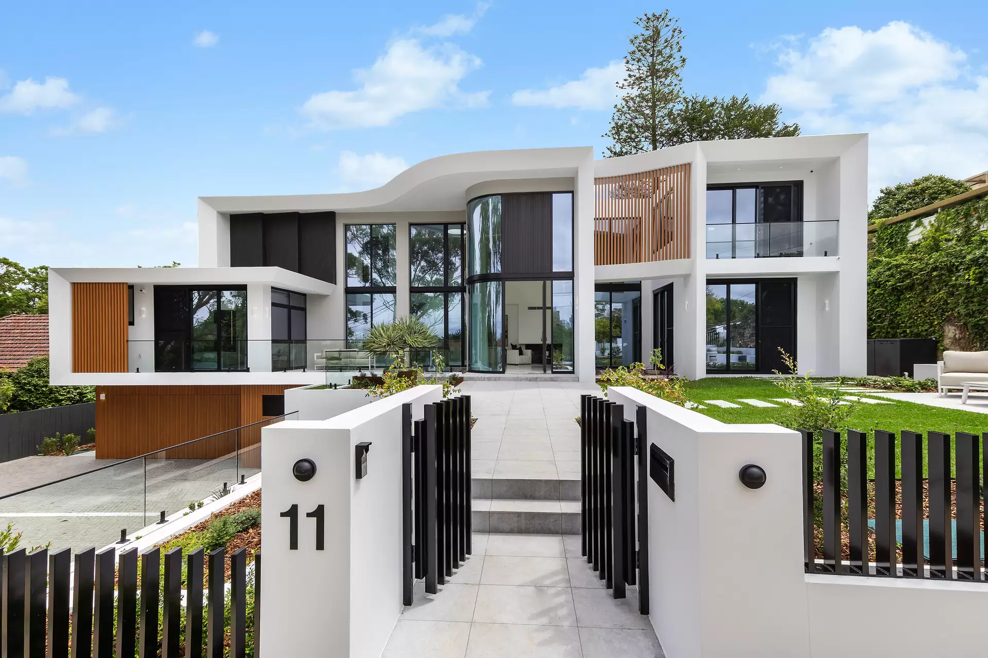 11 Eton Road, Lindfield - Thumbnail 2
