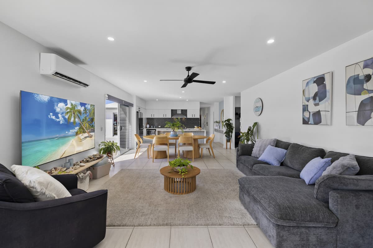 13 Promontory Street, Birtinya, QLD, Birtinya - Thumbnail 8