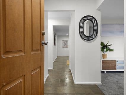 9 Lomond Court, Werribee - Thumbnail 2