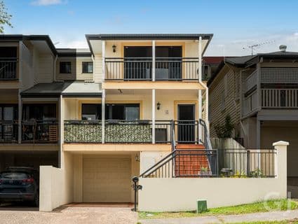 12 Alva Terrace, Gordon Park - Image 1