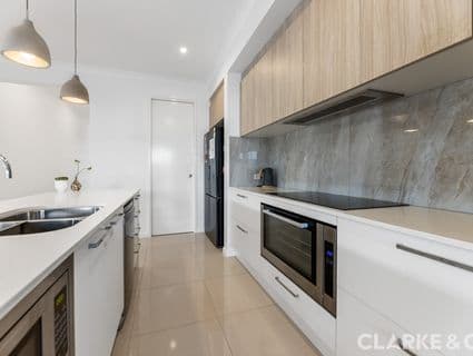 16 Boss Drive, Caboolture South - Thumbnail 2