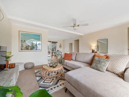 2/42 East Road, Seaford - Thumbnail 2