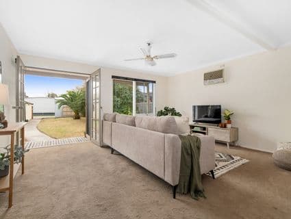 2/42 East Road, Seaford - Thumbnail 4