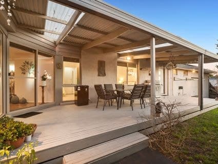 2 Blaxland Avenue, Frankston South - Thumbnail 2
