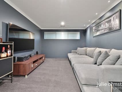 24 Pinot Loop, Pearsall - Thumbnail 2