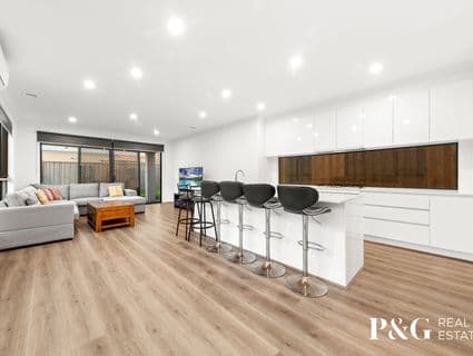 5 Walhallow Drive, Clyde North - Thumbnail 4