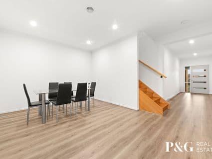 5 Walhallow Drive, Clyde North - Thumbnail 7