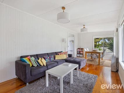 2 Watchorn Road, Cowes - Thumbnail 2